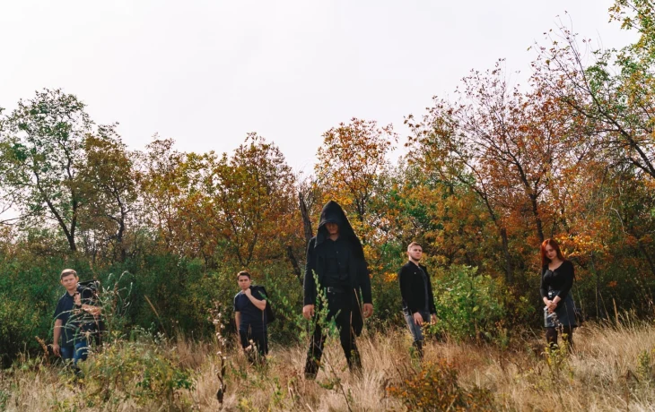 THE FACELESS HUNTER – сожженные мосты для нового пути.