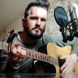 Макс Марков