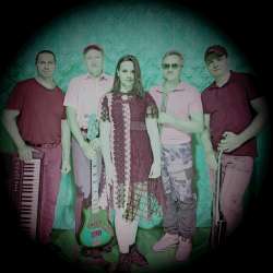 Полина Шумилина & DK STATION  - Постой