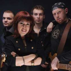 Юлия Глебова и группа Час Speak-Не зря