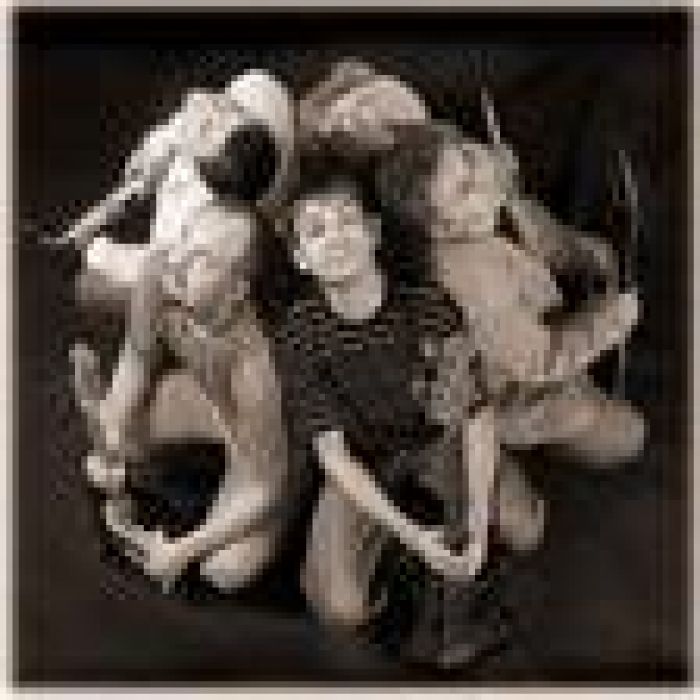 БУКИ - На холме