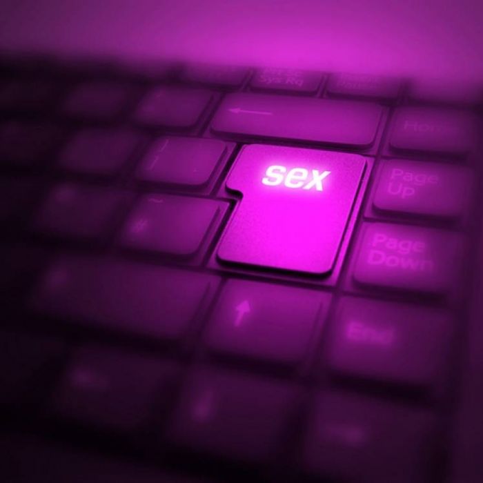 Steve Shenker-капли на лобке